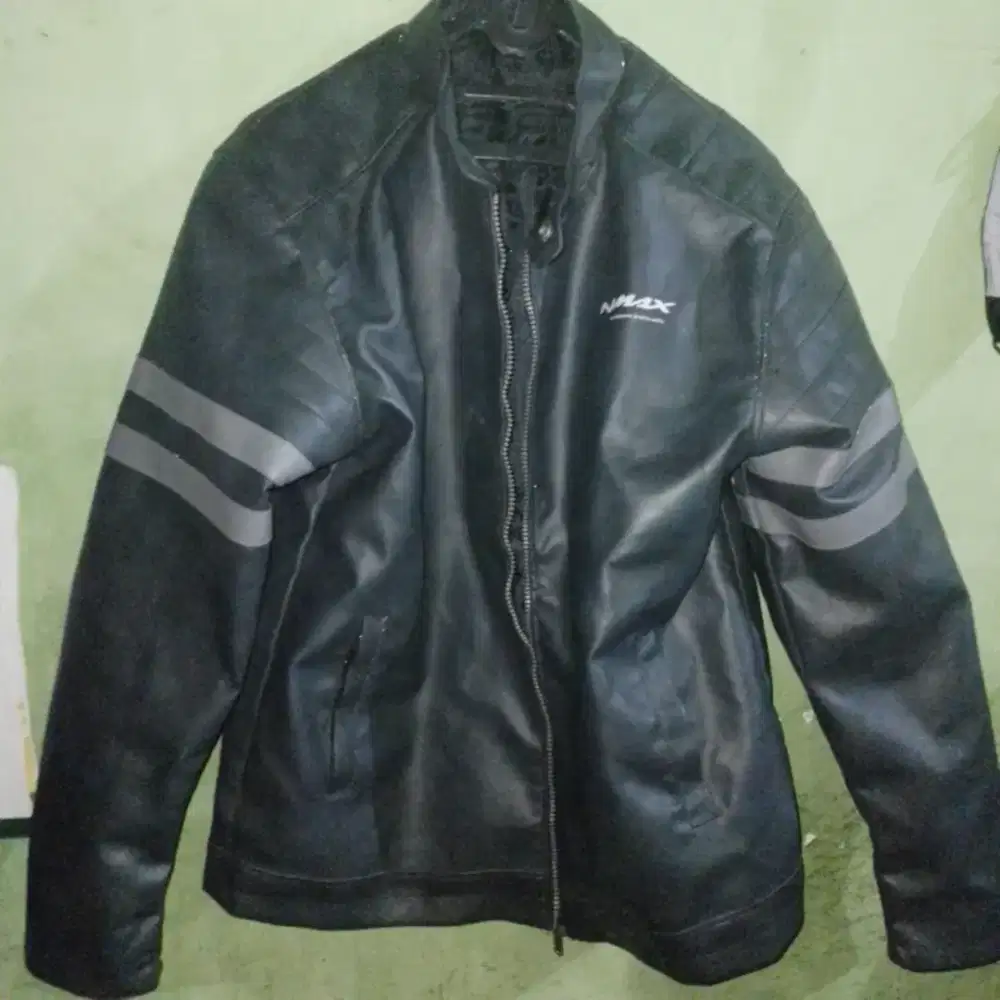 Jaket nmax keluaran pertama seken