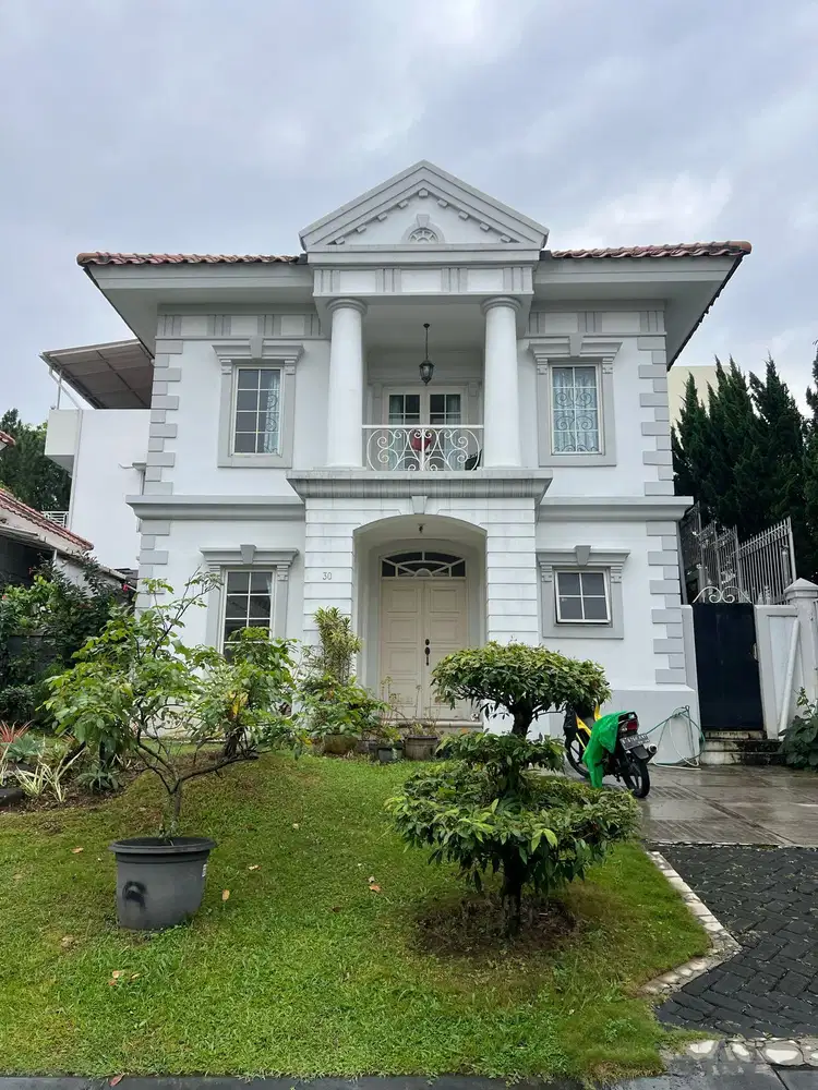 Dijual rumah 2 lantai dikawasan argenia Sentul City