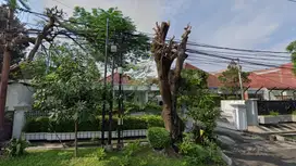 Rumah Pusat Kota Jl Kapuas Hanya 100 Meter ke Raya Darmo