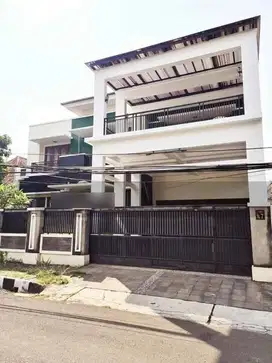 Rumah Menteng  premium Jakarta