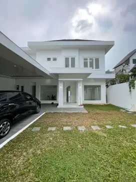 Rumah Baru Privat Pool Harga dibawah Pasaran Cipete Jakarta selatan