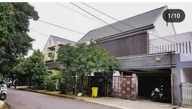 Dijual: Rumah Tiga Lantai di Cibubur