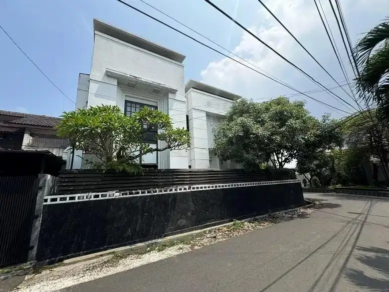 Cikutra Rumah mewah bagus jual cepat harga nego lokasi strategis