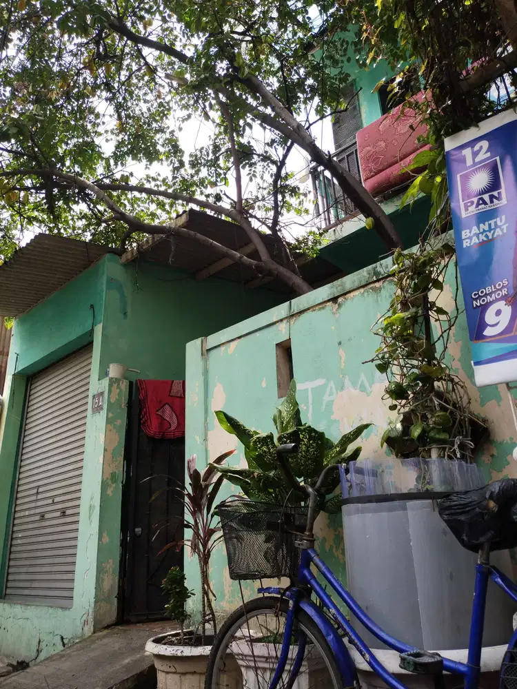 Dijual Rumah 2 Lantai dan warung di Kawasan Kemayoran