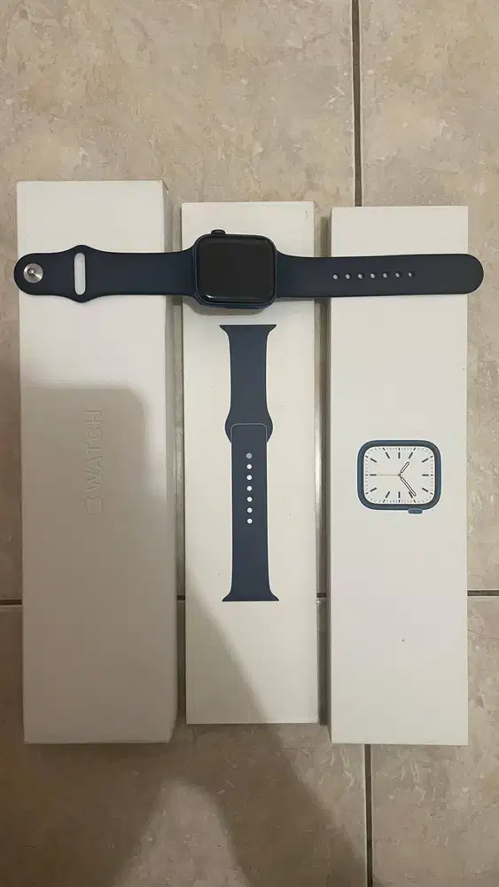 Apple Watch 7 45mm series resmi
