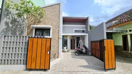 RUMAH MODERN DIJUAL, 9 MENIT KE KAMPUS STPN JOGJA
