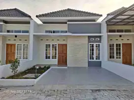Rumah siaphuni dekat jl.Raya Perintis kemerdekaan SPBU Pudakpayung