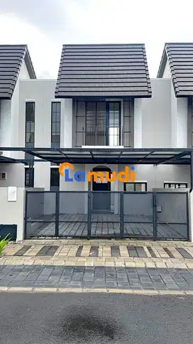 Disewakan Rumah Baru Gress 2Lantai Amesta Living Jalan utama boulevard