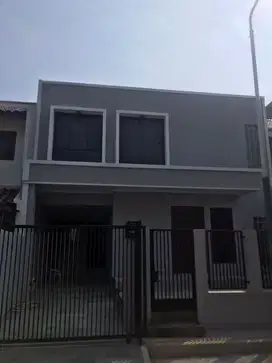 Rumah Cantik Puri Kencana Luas 135 Dekat Permata Buana Indah