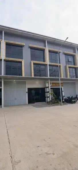 DISEWAKAN GUDANG DI ARYA ELANG MAS