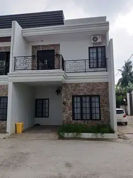 Rumah mewah siap huni Tapos 2 lantai bisa KPR Askes GT Jatiwarna Depok