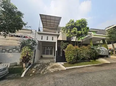 Dijual rumah minimalis lokasi di sentul city