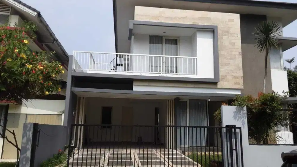 Rumah 2 Lantai+Swiming Poll Di Cluster Hiltop Sentul City