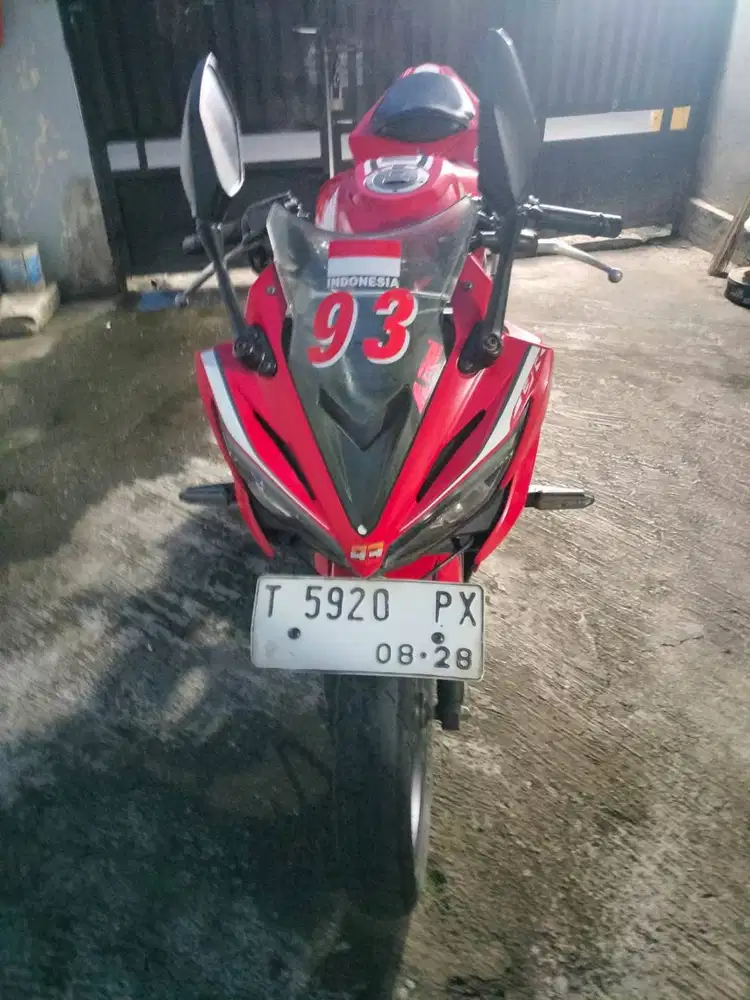 Bismilah dijual HONDA CBR THN 2018