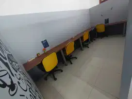 Kantor Full Furnish Termasuk Listrik, Siap Sewa, hingga 5 orang
