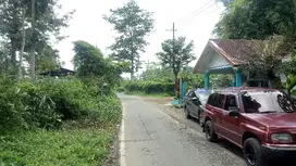 Tanah Poros Wisata Sumber Jenon Tajinan Malang