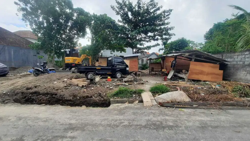 Tanah 5are Di Jalan Tunjung Dekat Polda Bali RS Trijata Kreneng Suli