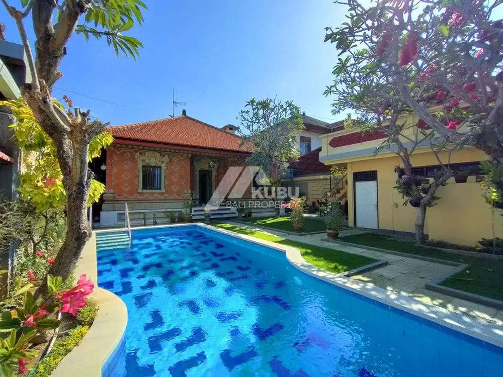 KBP0871 Villa Clean and Bright With a Strong Balinese Design in Sanur.