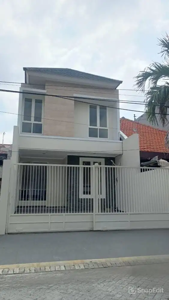 JUAL RUMAH MINIMALIS DI MANYAR TIRTOASRI SURABYA (Tjin2Area)
