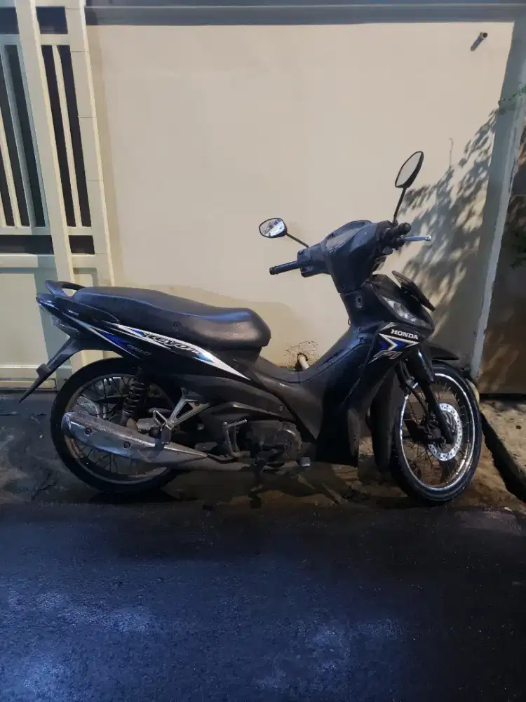 Dijual Honda Revo Fit 2016 SS lengkap pajak hidup siap tempur