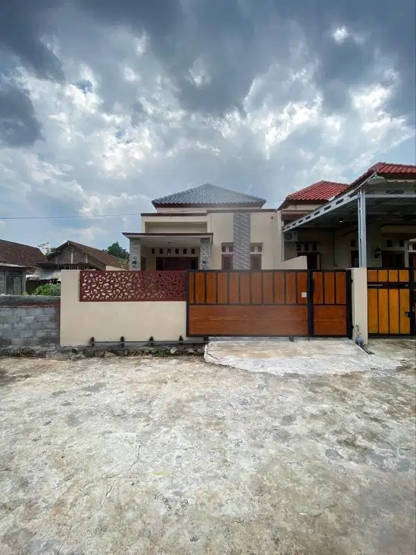 RUMAH BARU MURAH MEWAH SIAP HUNI