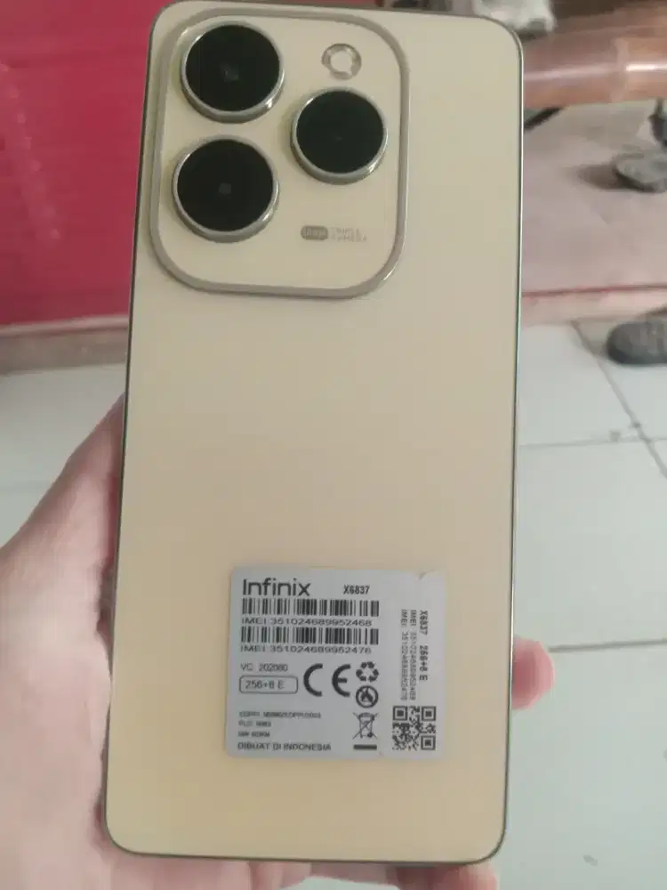 Infinix Hot 40 Pro