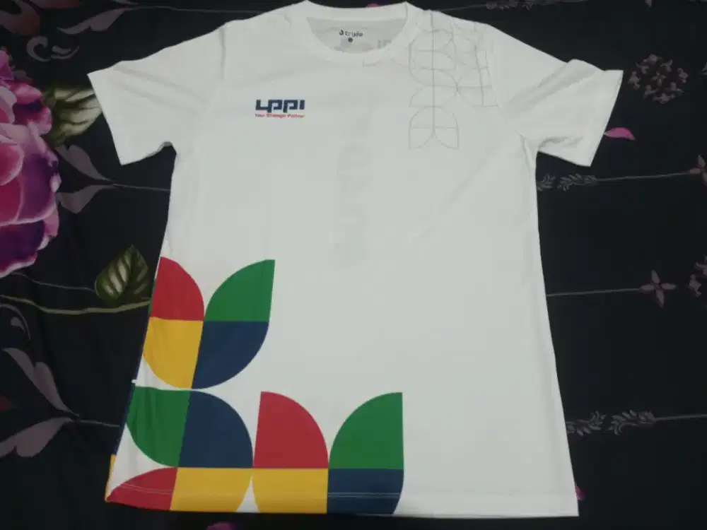 Kaos jersey running