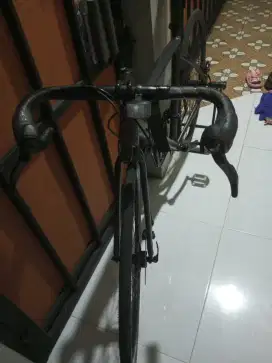 Sepeda Road Bike