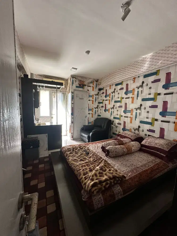 Apartment green pramuka tipe studio dijual murah full furnish