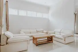 Bersdesain Manis, Dijual Rumah Cantik Di Kawasan Sentul City, Bogot