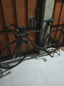 Sepeda Road Bike