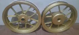 Velk pelk vrossi untuk beat