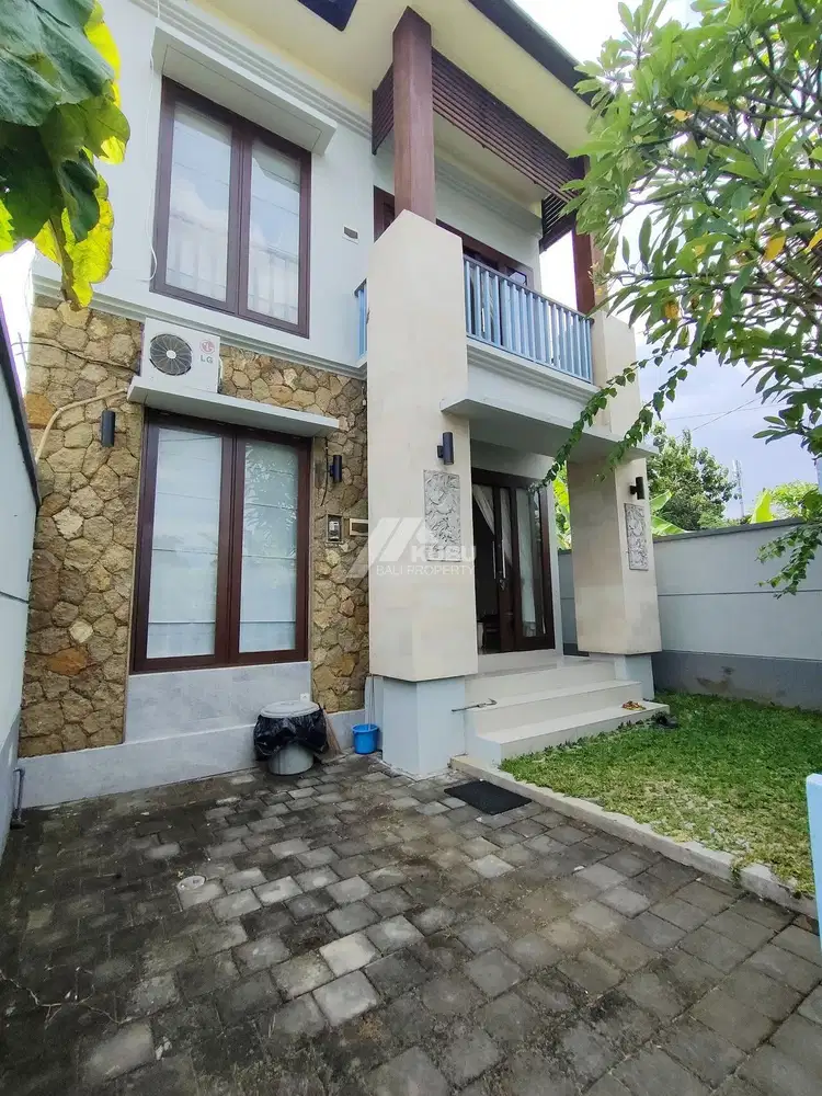 KBP0382 A comfortable house with a minimalist design this house has a