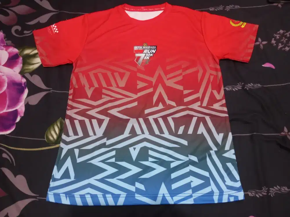 Kaos jersey running