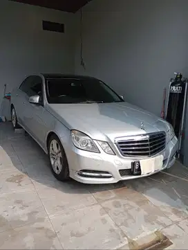 Mercedes-benz E300 A/T 2011