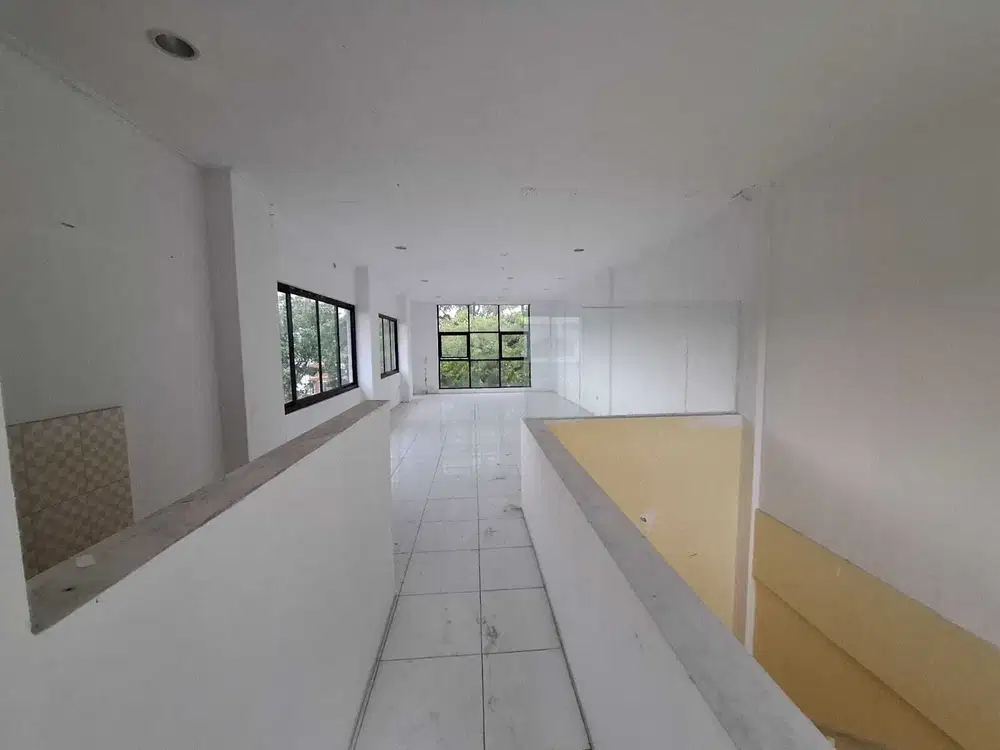 DISEWAKAN RUKO siap pakai 3 Lantai di sayap Gatot subroto, Bandung ^JU