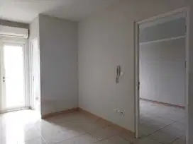 Disewakan 2 Bedrooms UnFurnish