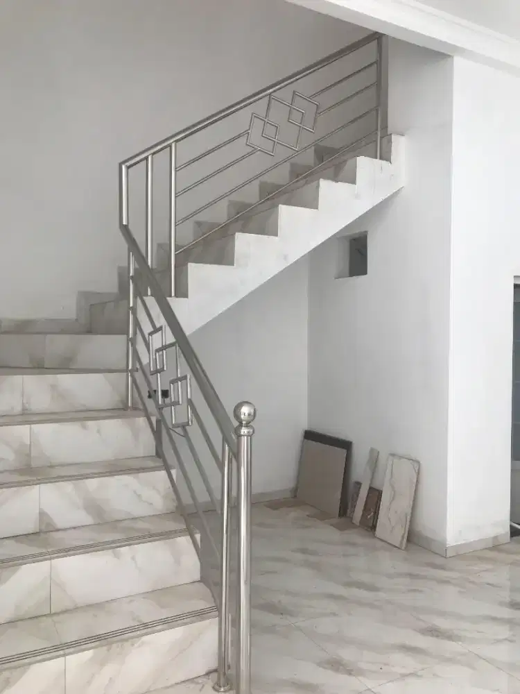 terima pemasangan balkon dan realing Stainles
