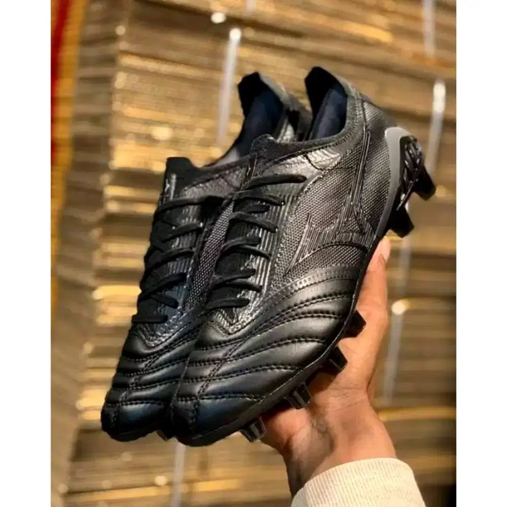 Sepatu bola Mizuno beta 3 black