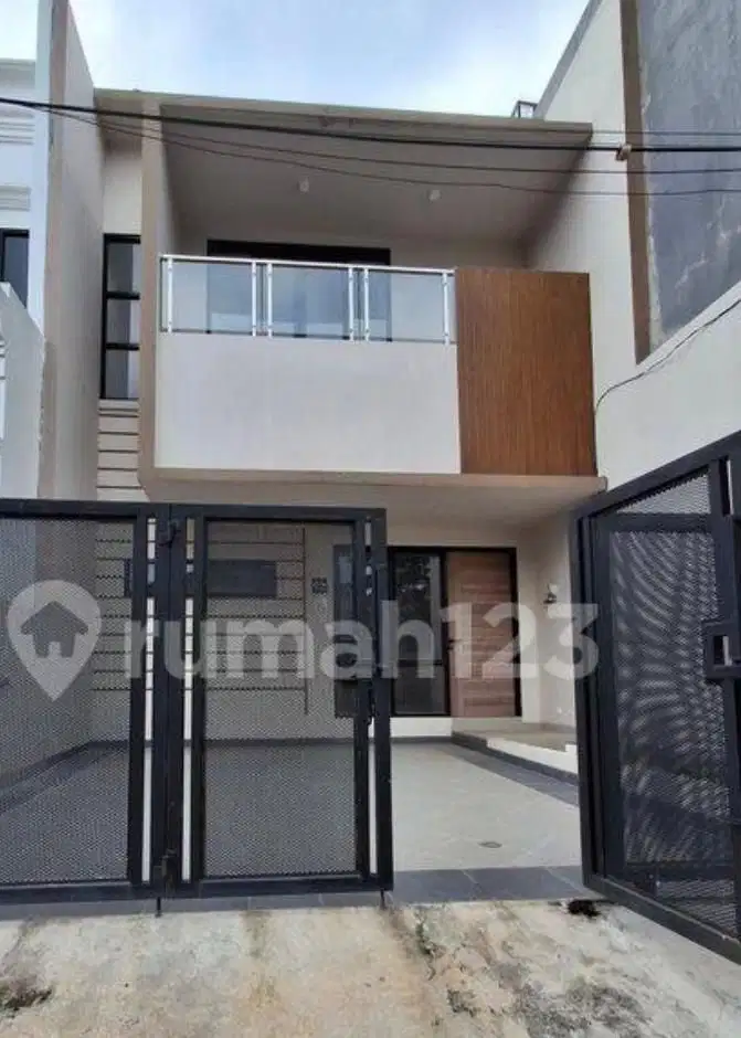 Dijual Rumah Baru Cantik Siap Huni Regensi Melati Mas Serpong