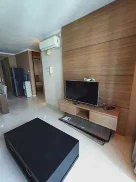 Spesialis apartement Hamptons park unit sewa good furnished cantik