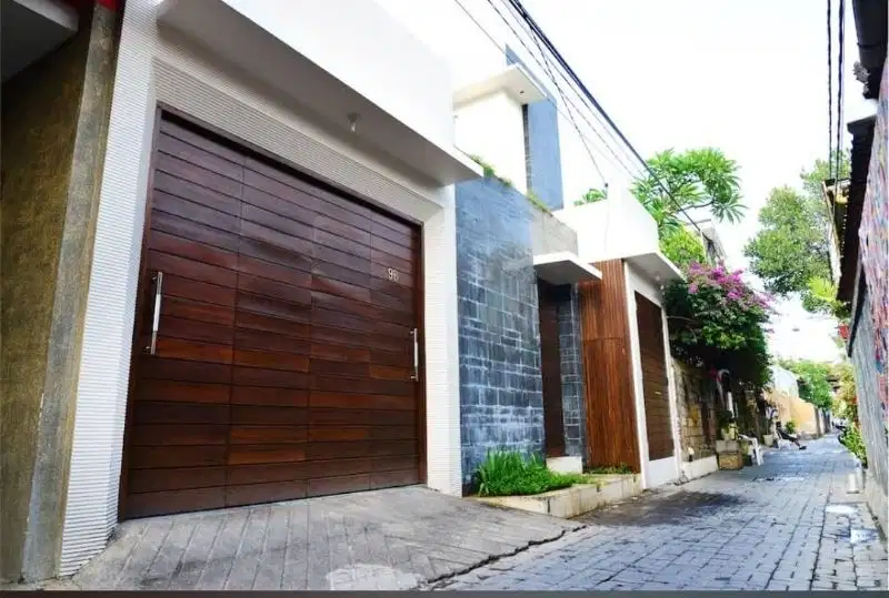 Luxury villa lokasi strategis di Seminyak, 500 meter ke pantai