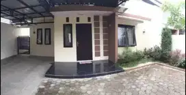 Rumah pinggir jln dekat kantor imigrasi