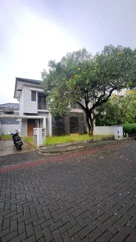 Dijual rumah di Admiralty fatmawati jakarta selatan