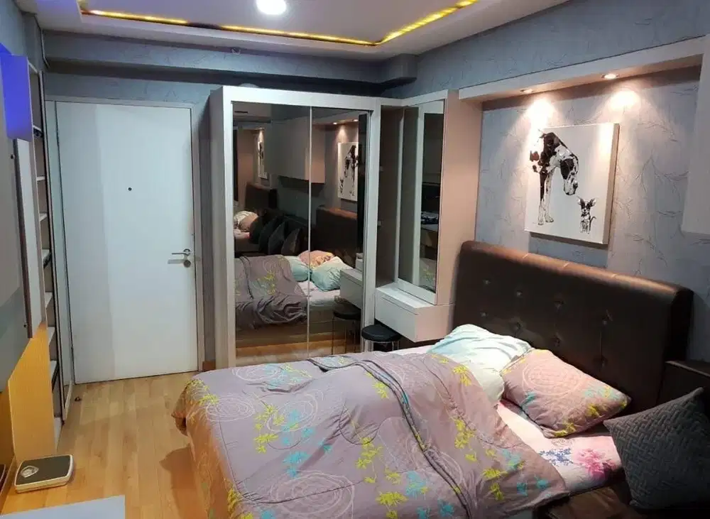 studio full furnish, lantai sedang