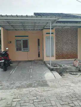 Rumah siap huni tanah luas cluster Cinangka Depok