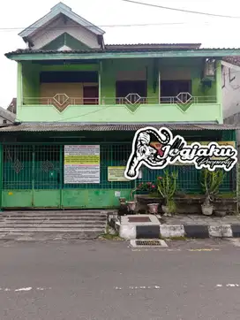 Tanah strategis Bonus bangunan rumah 2 lantai dekat Malioboro & kraton