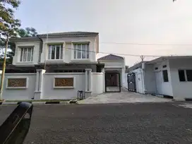 Rumah disewakan di Taman Patra I No. 15B
