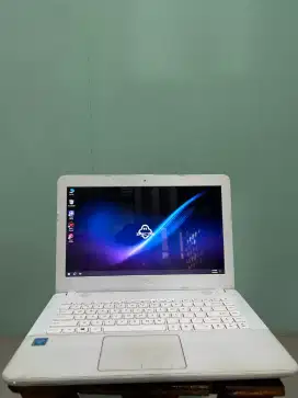 Laptop Asus 4Gb