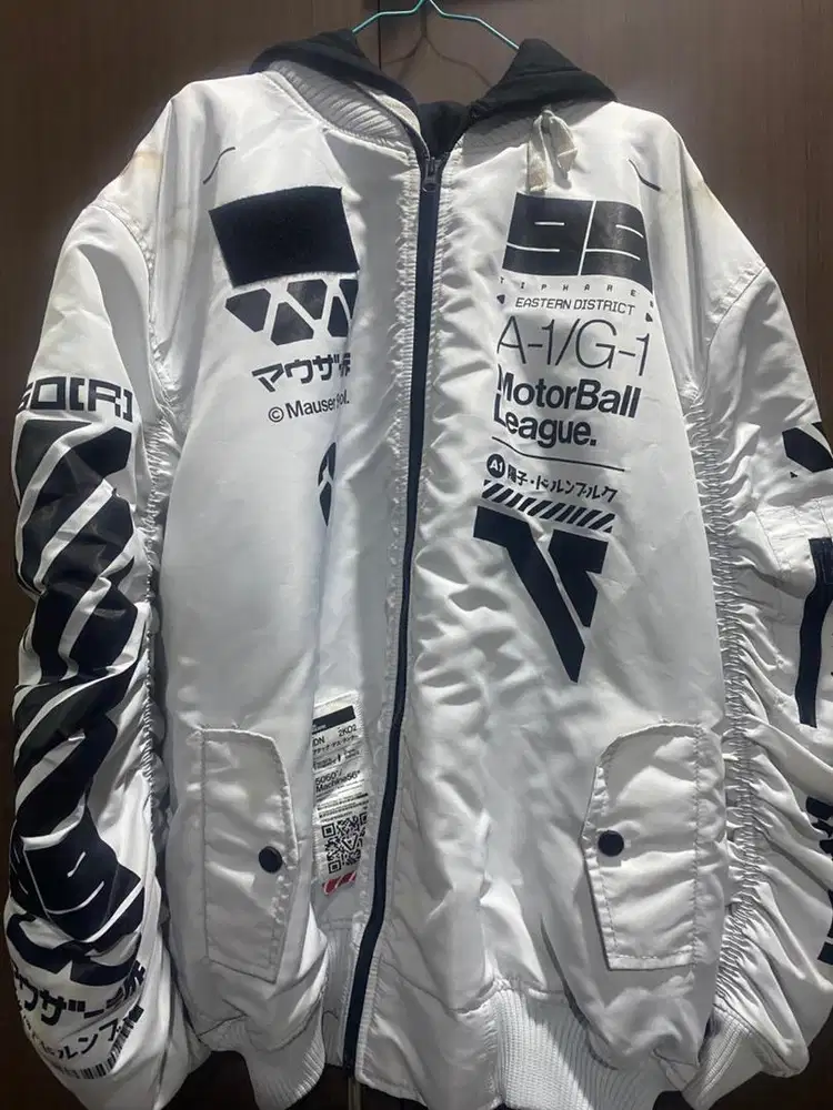 Jaket bomber machine